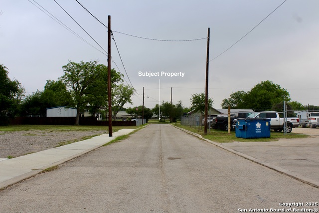 Image 4 of 10 For 1617 First St.