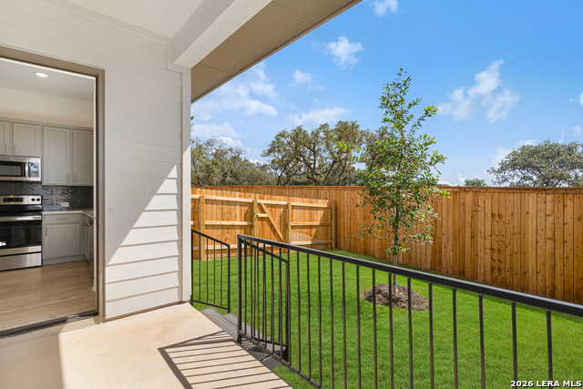 Image 14 of 34 For 3523 N. Loop 1604 East  704