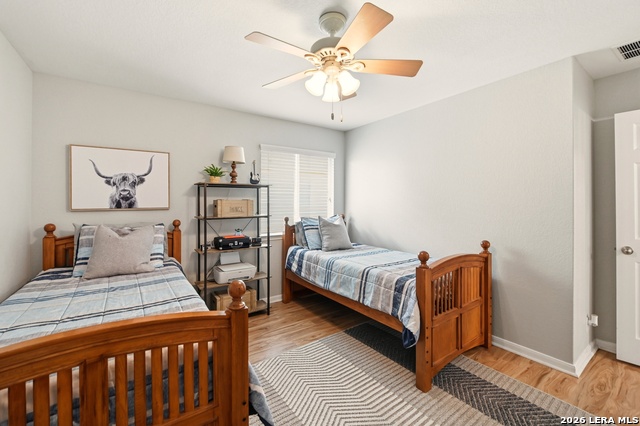 Listing photo id 20 for 911 Karah  