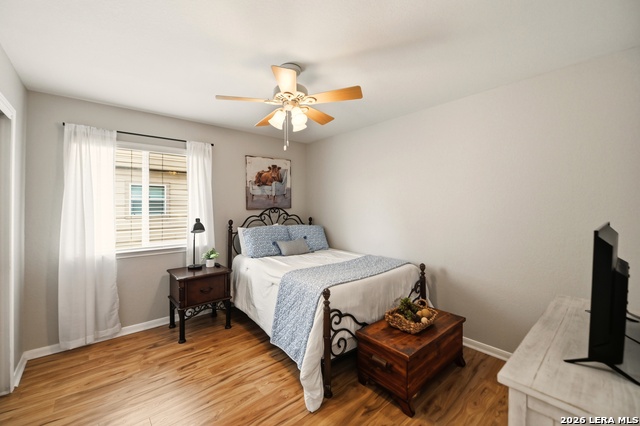 Listing photo id 21 for 911 Karah  