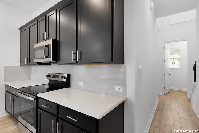 Image 13 of 42 For 3523 N. Loop 1604 East  2002