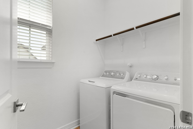 Image 15 of 42 For 3523 N. Loop 1604 East  2002