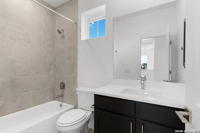 Image 29 of 42 For 3523 N. Loop 1604 East  2002