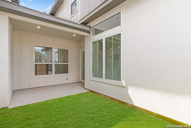 Image 37 of 42 For 3523 N. Loop 1604 East  2002