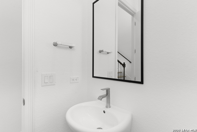 Image 41 of 42 For 3523 N. Loop 1604 East  2002