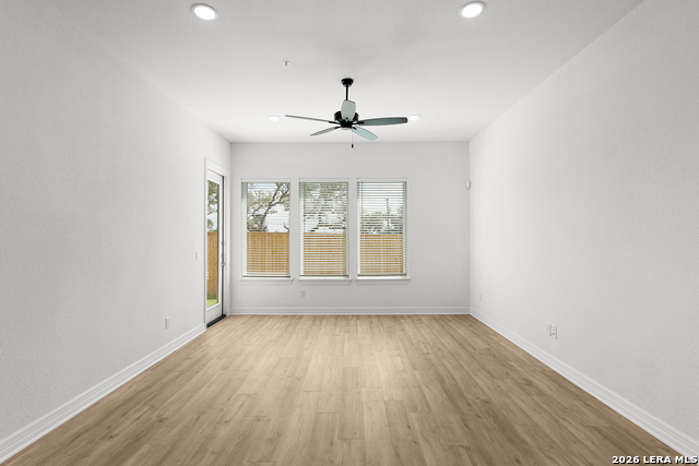 Image 13 of 31 For 3523 N. Loop 1604 East  201