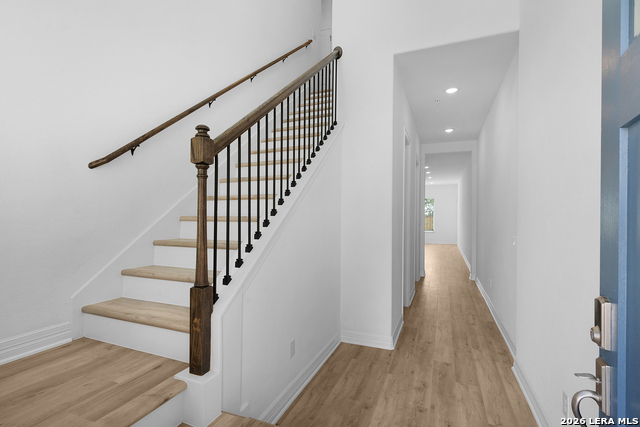 Image 5 of 31 For 3523 N. Loop 1604 East  201