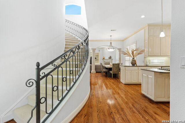 Image 23 of 50 For 6 Chelsea Way