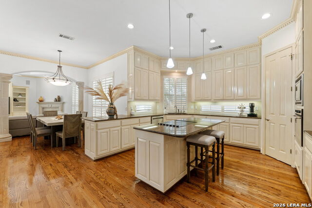 Image 24 of 50 For 6 Chelsea Way