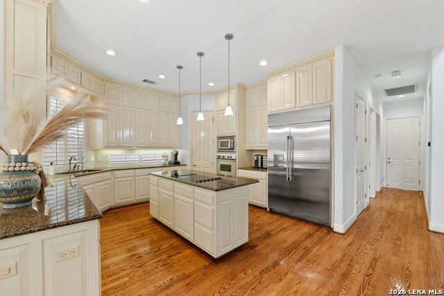 Image 25 of 50 For 6 Chelsea Way