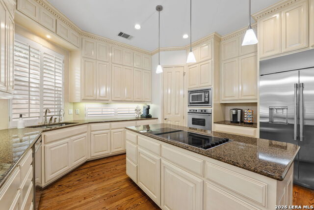 Image 27 of 50 For 6 Chelsea Way