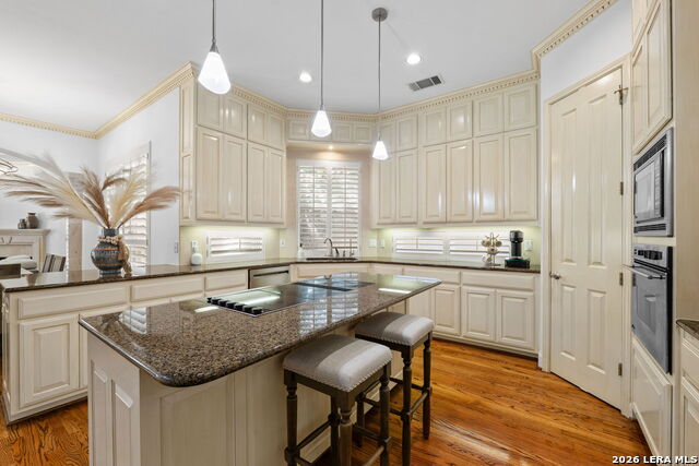 Image 28 of 50 For 6 Chelsea Way