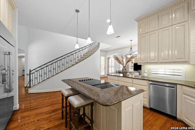 Image 29 of 50 For 6 Chelsea Way