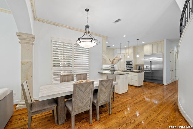 Image 31 of 50 For 6 Chelsea Way