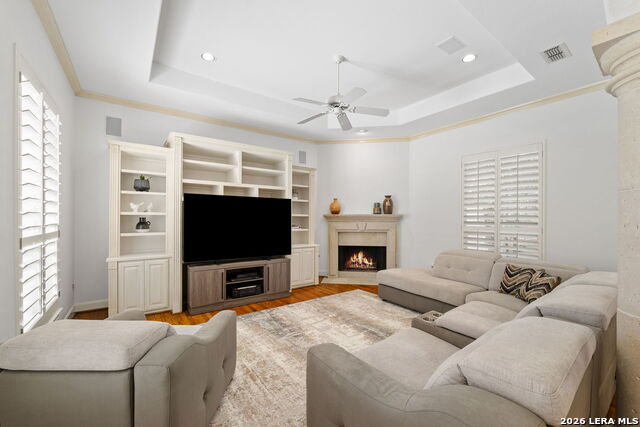 Image 32 of 50 For 6 Chelsea Way