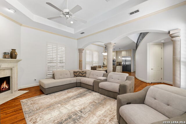 Image 33 of 50 For 6 Chelsea Way