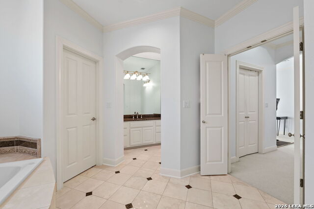 Image 40 of 50 For 6 Chelsea Way