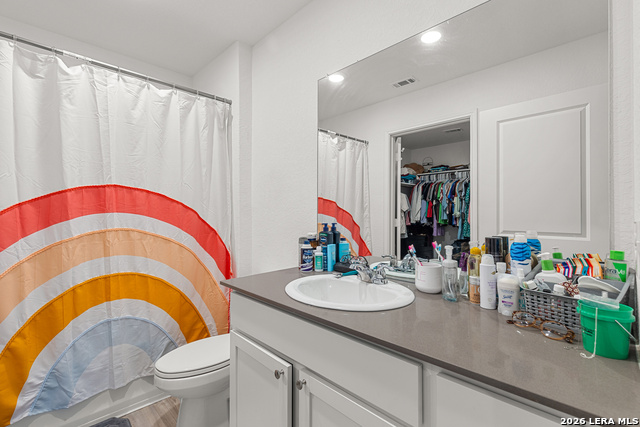 Image 21 of 27 For 4534 Martin Way