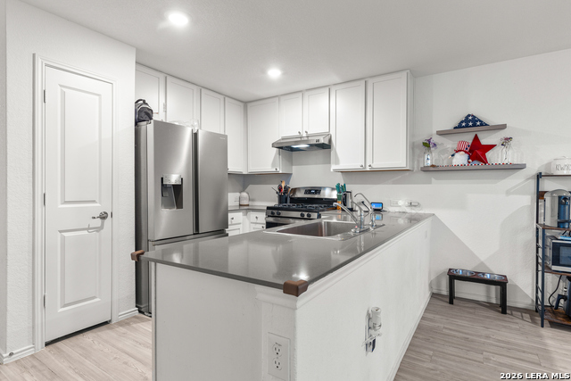 Image 5 of 27 For 4534 Martin Way