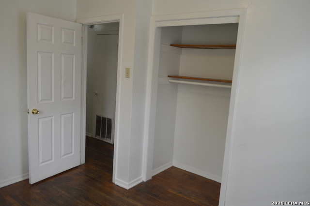 Image 19 of 27 For 2823 Tillie  