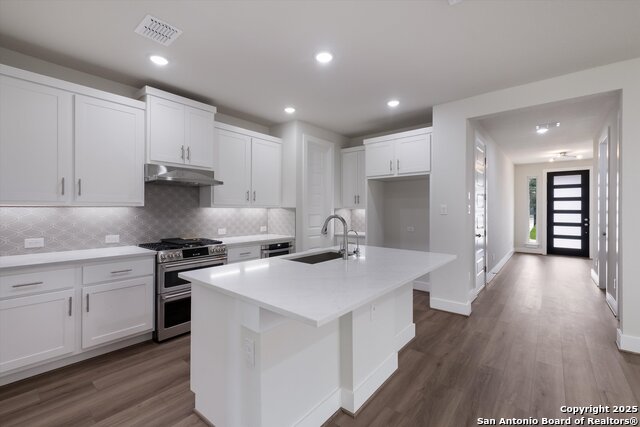 Image 5 of 5 For 7110 Avignon Forest