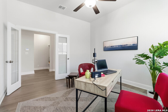 Listing photo id 21 for 8311 Merchants Ldg