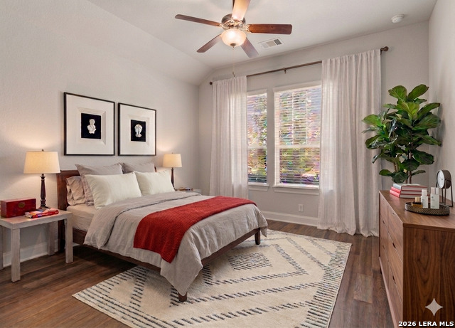 Listing photo id 24 for 8311 Merchants Ldg