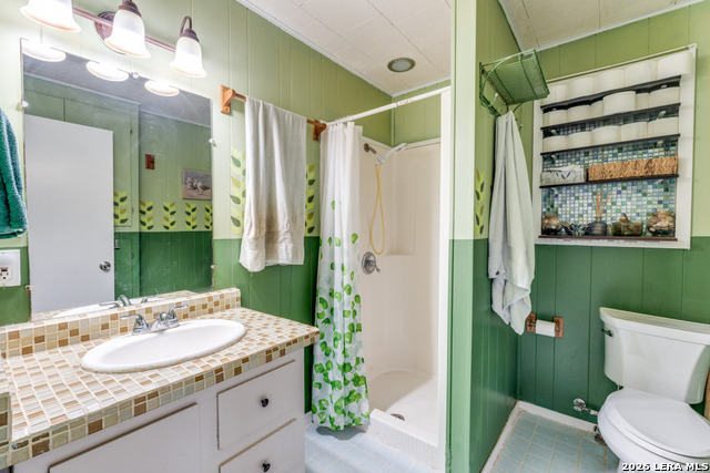 Image 19 of 26 For 914 6th  