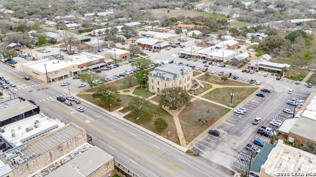 Image 25 of 26 For 914 6th  