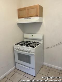 Image 3 of 9 For 519 Walton  