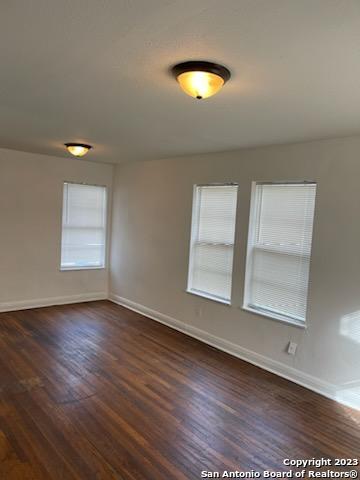 Image 5 of 9 For 519 Walton  