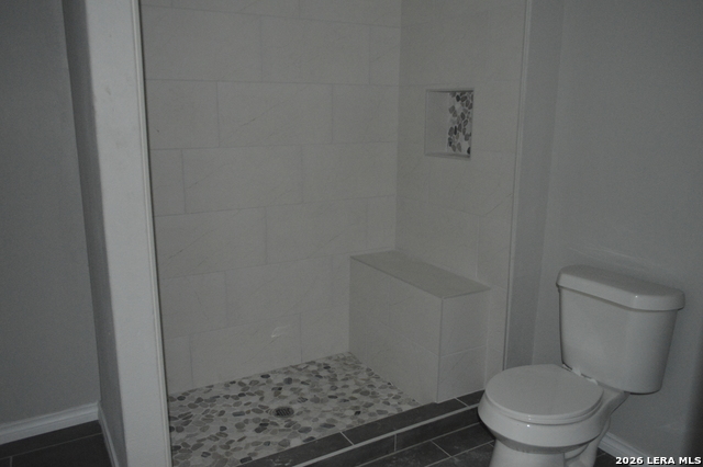 Image 16 of 19 For 23030 Grand  