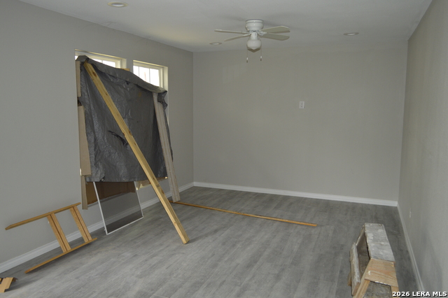 Image 7 of 19 For 23030 Grand  