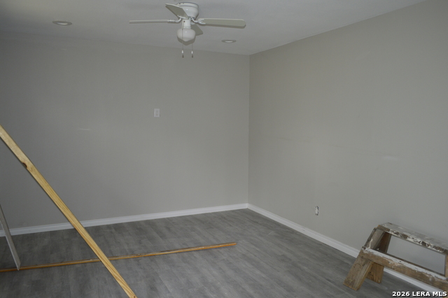 Image 8 of 19 For 23030 Grand  