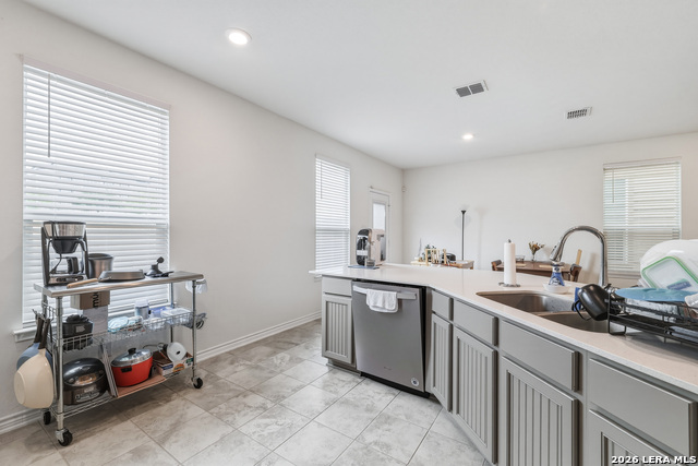 Image 11 of 28 For 5911 Eckhert Road  119