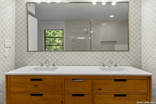 Image 16 of 29 For 501 Thelma Dr