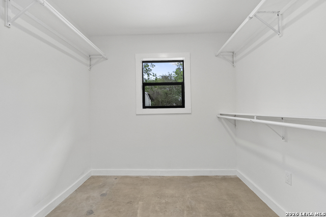 Image 17 of 29 For 501 Thelma Dr