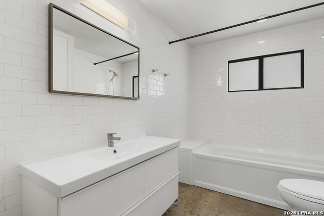 Image 19 of 29 For 501 Thelma Dr