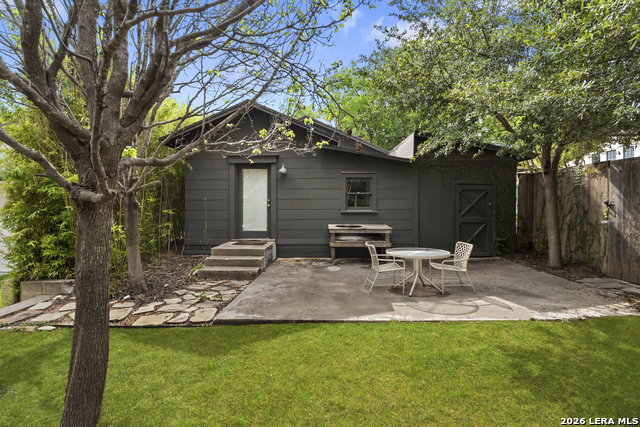 Image 27 of 29 For 501 Thelma Dr