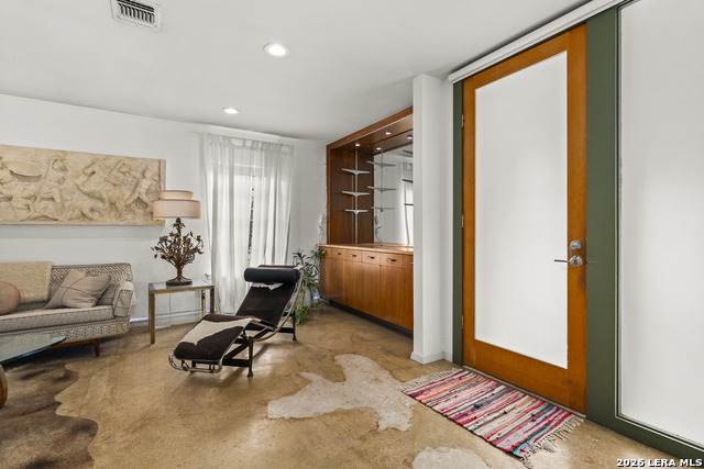 Image 4 of 29 For 501 Thelma Dr