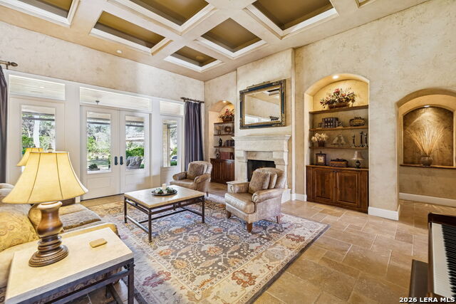 Image 10 of 37 For 358 Mariposa Loop