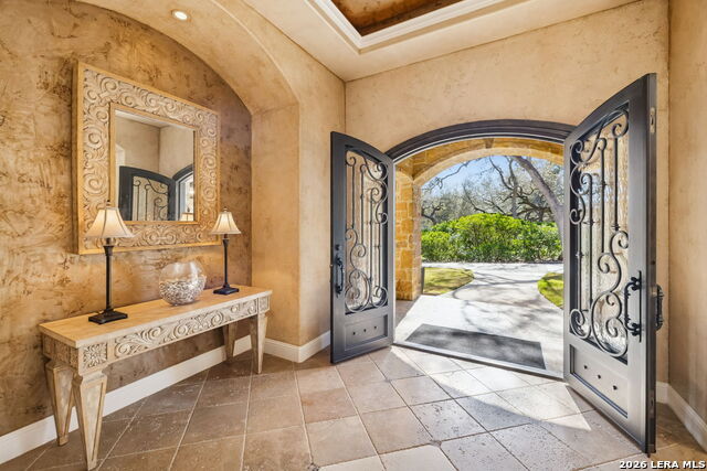 Image 8 of 37 For 358 Mariposa Loop