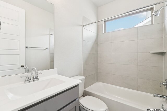 Image 23 of 68 For 9717 Van Horn