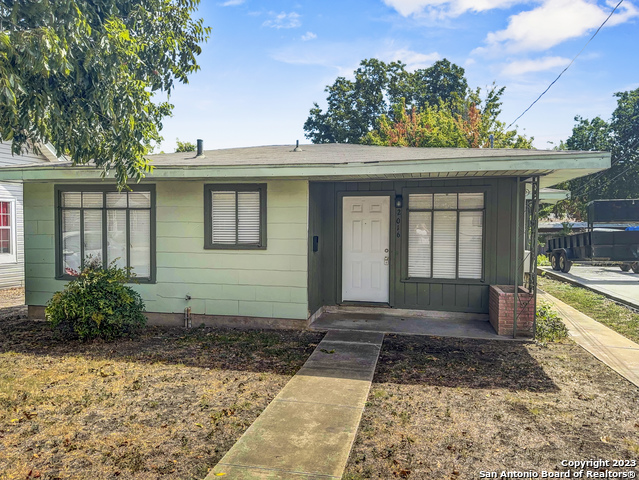 Image 2 of 12 For 2016 Olmos Dr W