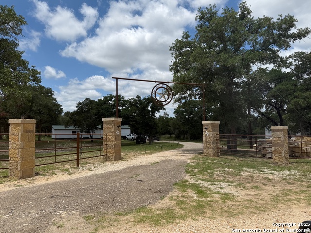 Image 2 of 29 For 108 Deep Woods