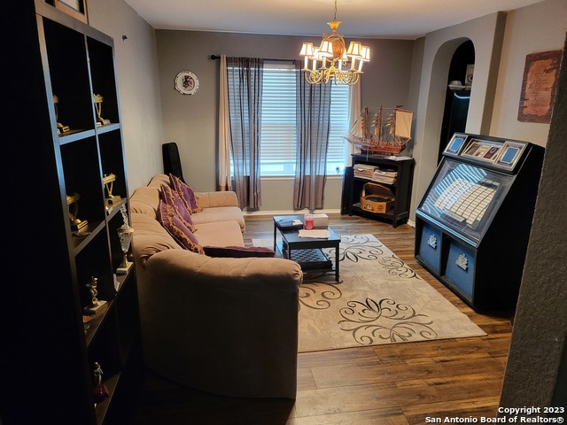 Image 2 of 7 For 9707 Discovery