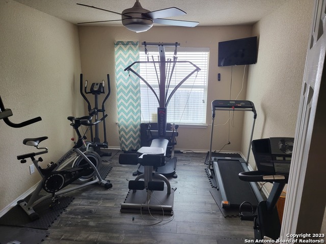 Image 5 of 7 For 9707 Discovery