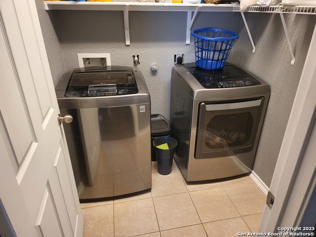 Image 7 of 7 For 9707 Discovery