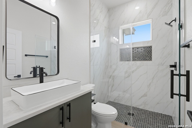 Image 17 of 23 For 140 Sunset  