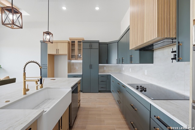 Image 8 of 23 For 140 Sunset  